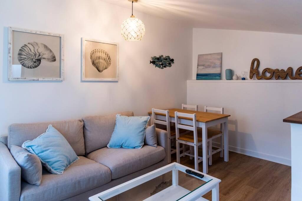 Appartement 2 Personnes, Place St Sauveur A 2Min Caen Buitenkant foto