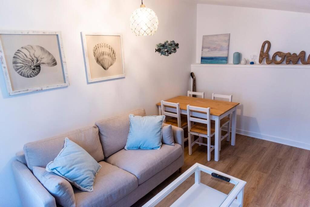 Appartement 2 Personnes, Place St Sauveur A 2Min Caen Buitenkant foto